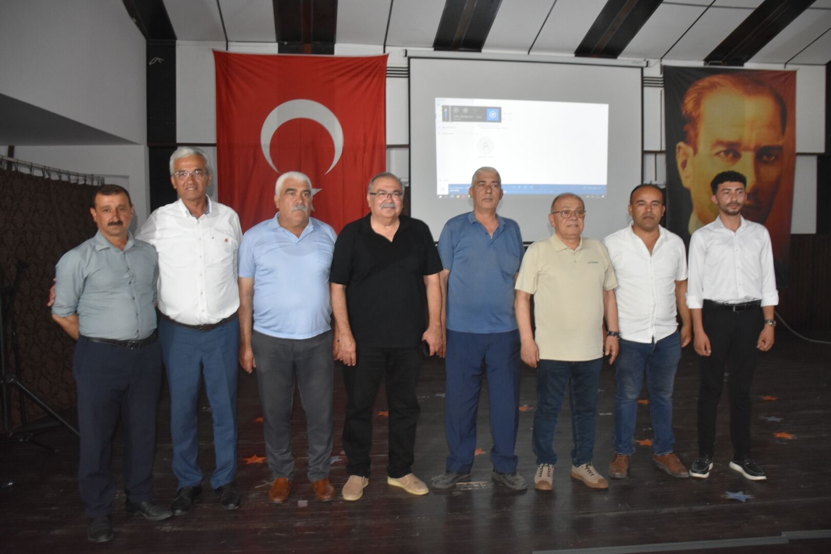 Hikmet Saatci Cumhuriyet Halk Partisi Bayir Asagi Gidiyor 676223 C56A5E