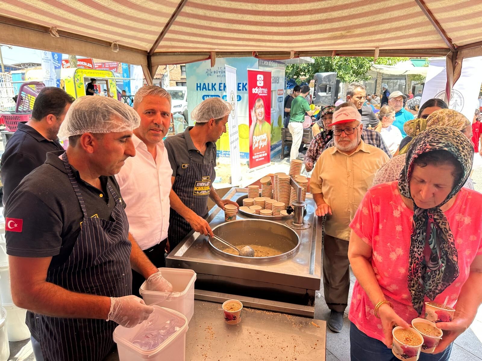 Incirliovada Dogu Ve Guneydogulular Derneginden 3 Bin Kisili 679210 A155Db