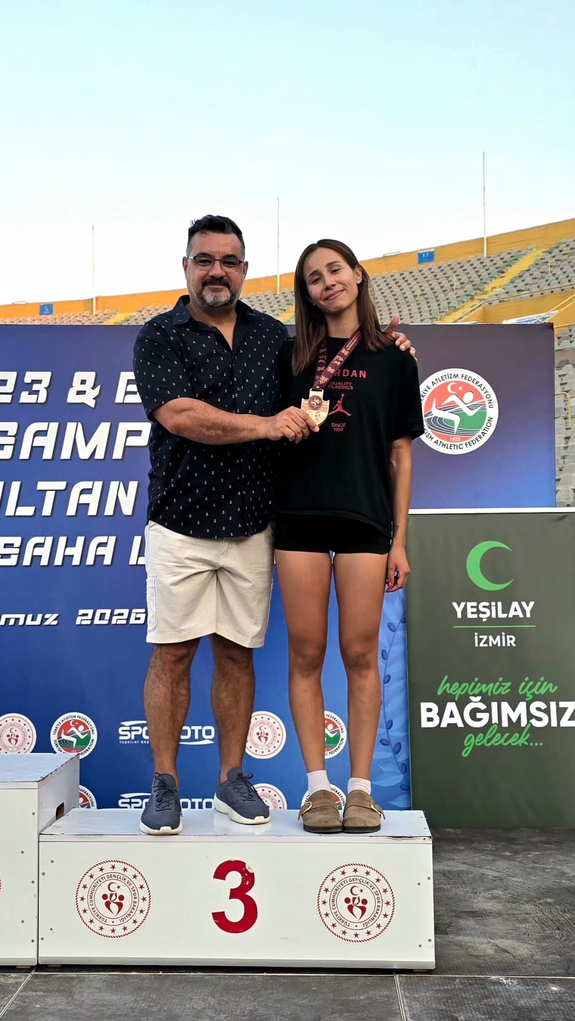 Izmirde Aydin Ruzgri Genc 3 Sporcudan 3 Turkiye Derecesi 675969 4E9Ba7