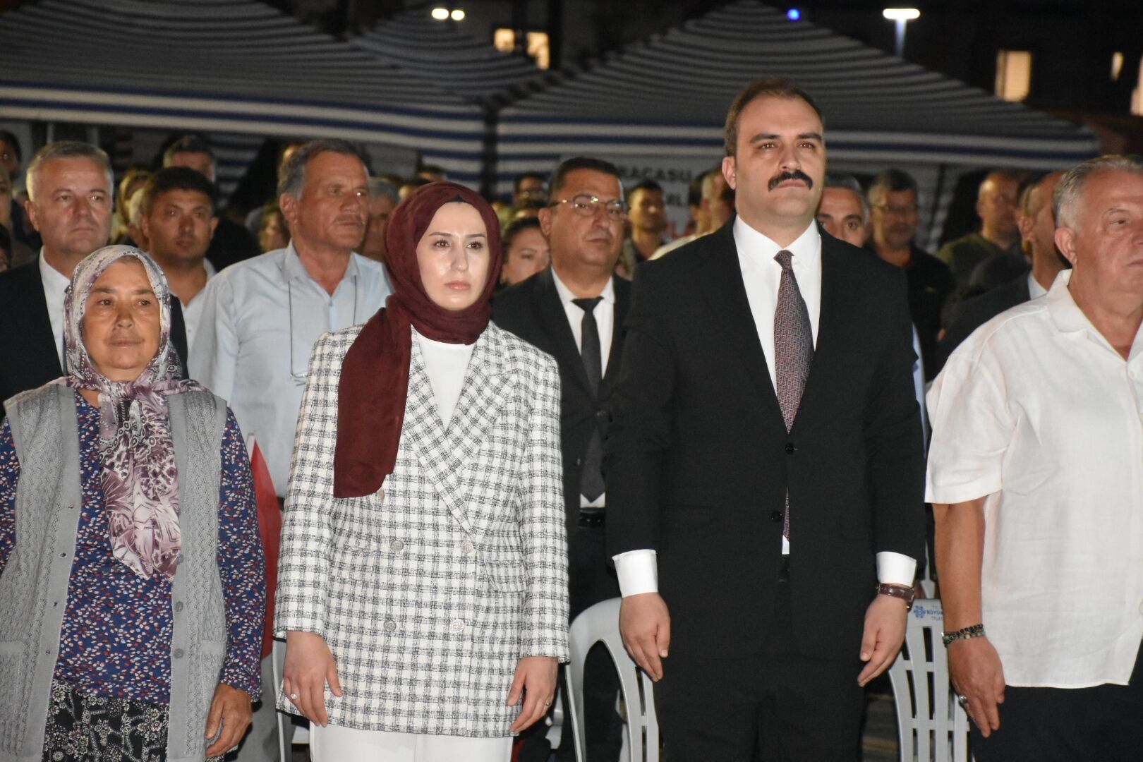 Karacasu 15 Temmuzda Tek Yurek Oldu Cumhuriyet Meydaninda De 678792 30Da82