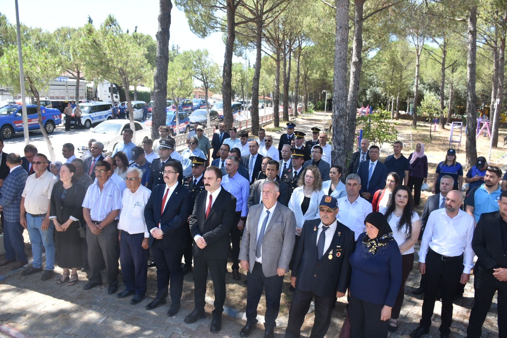 Karacasuda 15 Temmuz Anma Etkinlikleri Celenk Sunumu Ve Mevl 678726 Ef878A