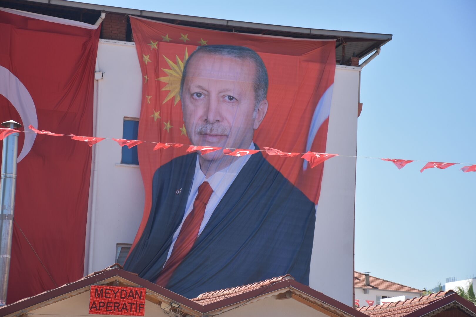 Karacasuda 15 Temmuzda Dikkat Ceken Detay 678982 Fe9F3C