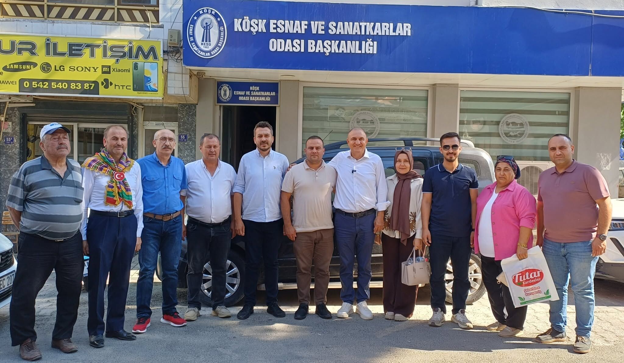 Karakas Koskte Esnaf Ve Vatandaslarla Bulustu 677874 3Ed9B3