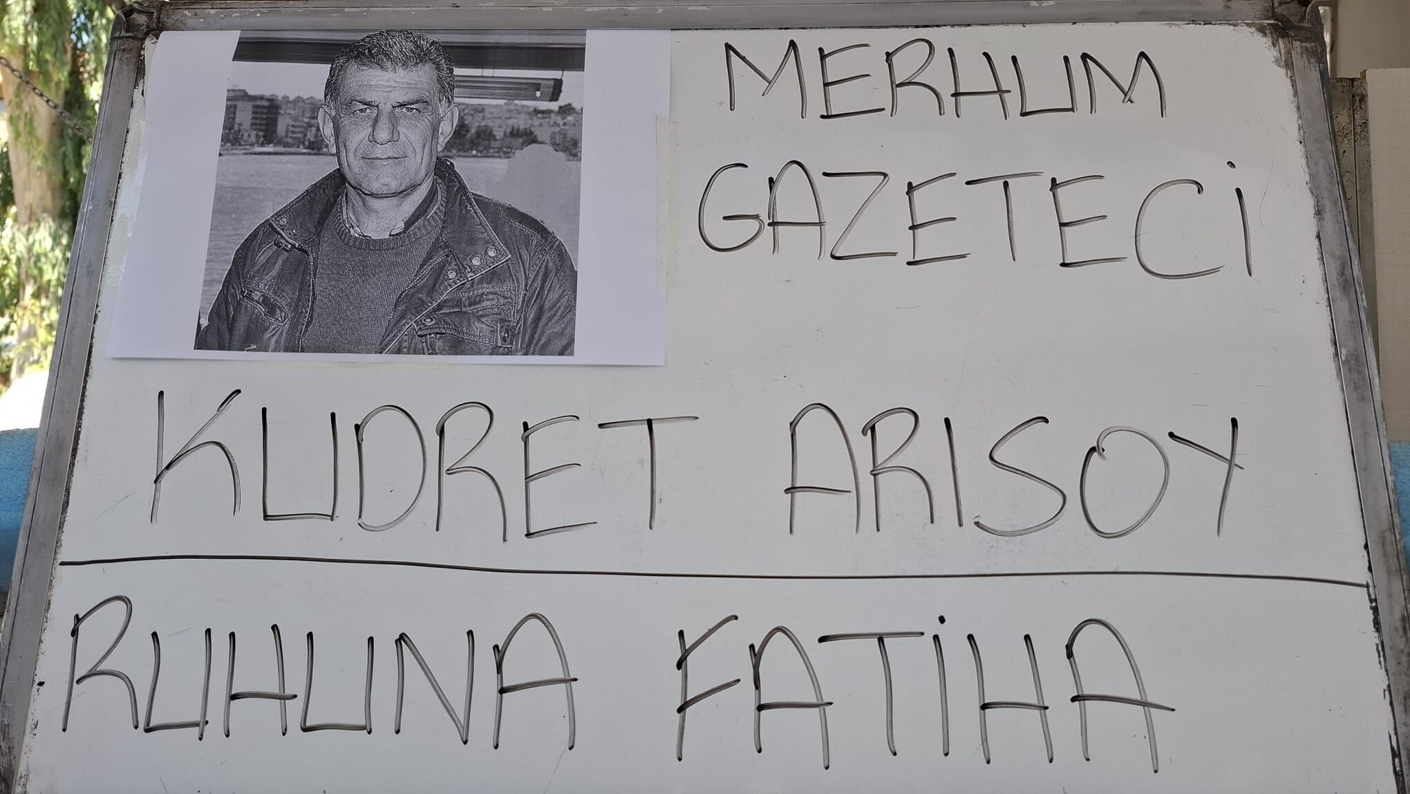 Kusadasi Basini Gazeteci Arisoyun Lokma Hayrinda Bulustu 677504 9Cf2A3