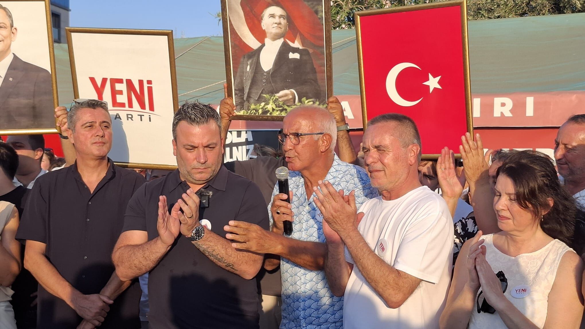 Kusadasi Chpden Toplu Istifa 682381 B5D36B