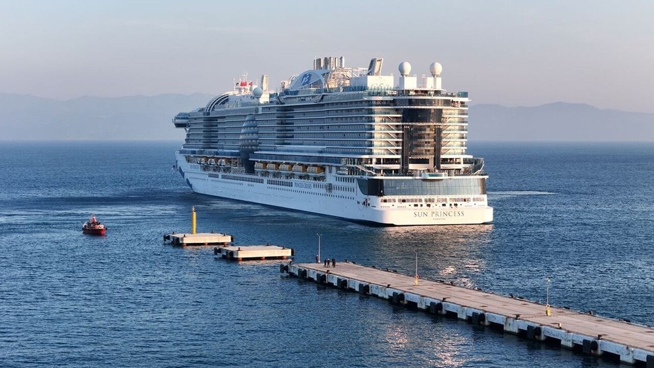 Kusadasi Ege Port Limanina 638 Milyonluk Dev Yatirim 682951 05635A