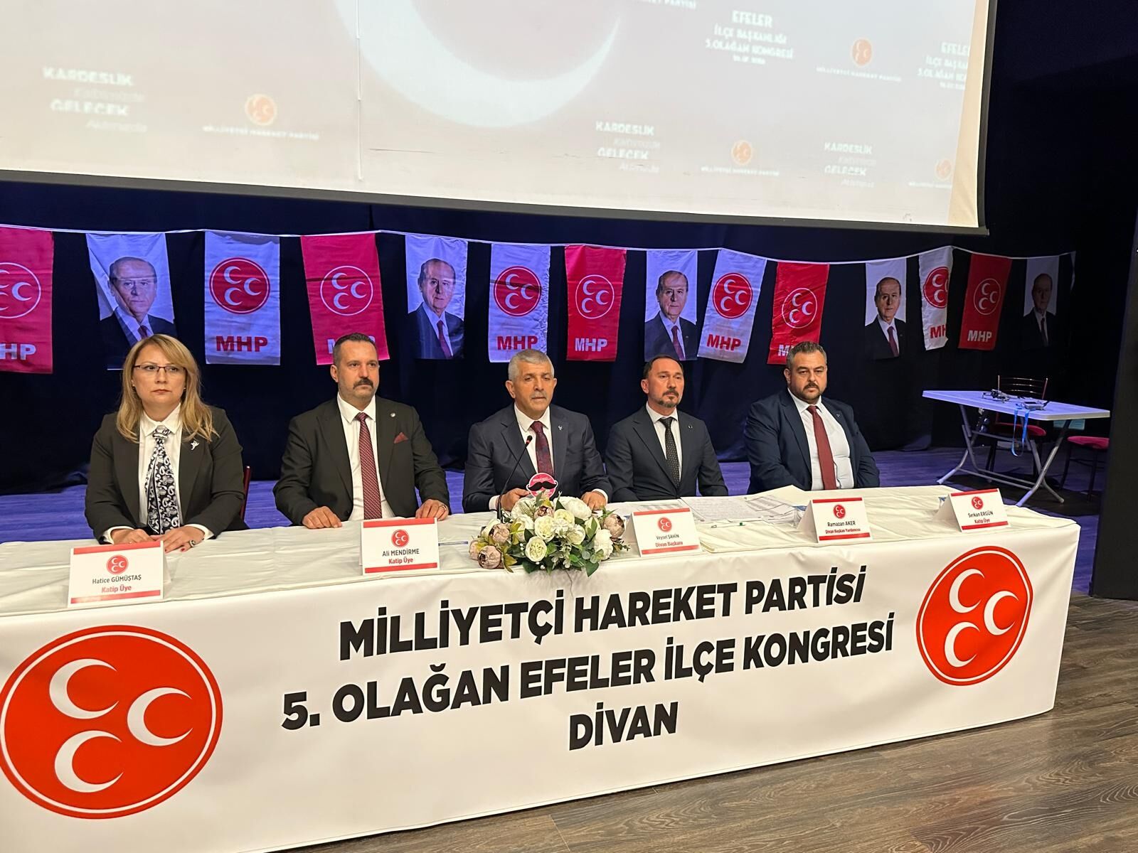 Mhp Efelerde Gumus Yeniden Baskan Secildi 681442 B9Ef1A