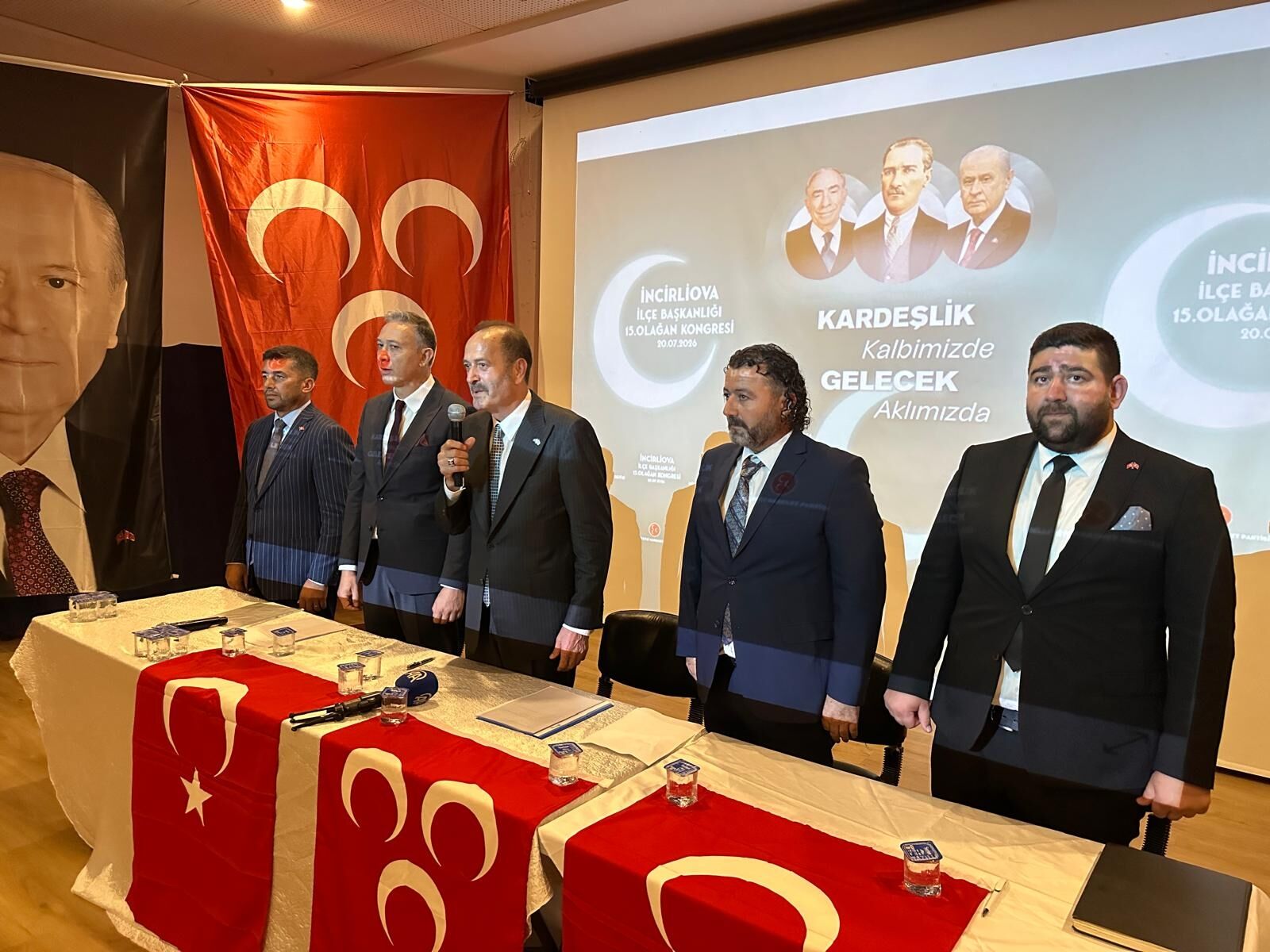 Mhp Incirliovadan Govde Gosterisi Ozdemir Guven Tazeledi 679856 11661E