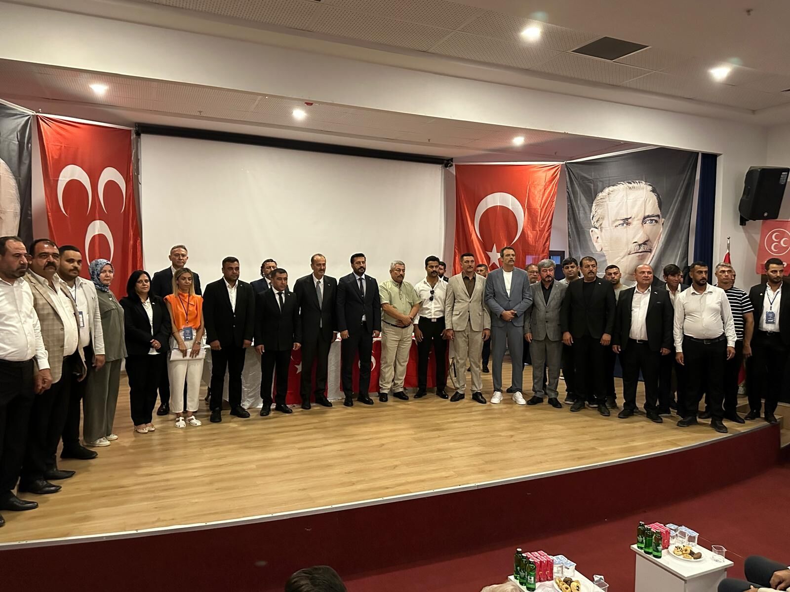 Mhp Incirliovadan Govde Gosterisi Ozdemir Guven Tazeledi 679856 746197