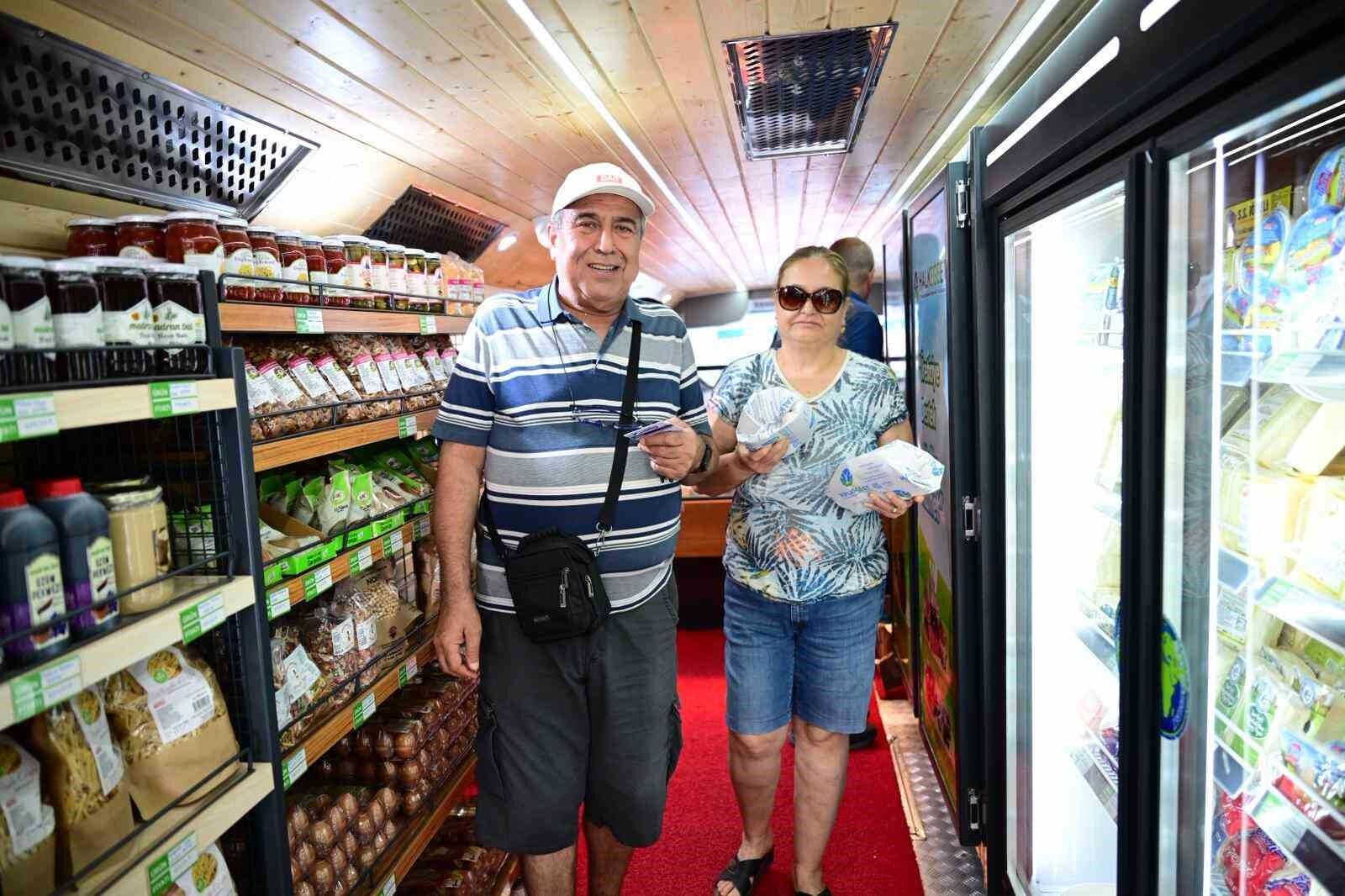 Mobil Halk Ege Et Davutlar Da Vatandaslarla Bulustu 1783258805766 231717