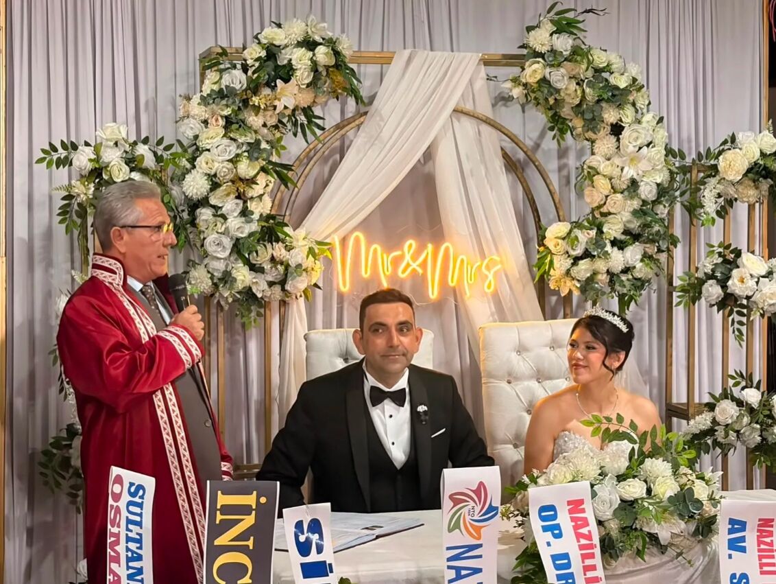 Nazilli Bu Dugunde Bulustu Ercan Ve Merve Bir Omre Evet Dedi 679817 C66E8A