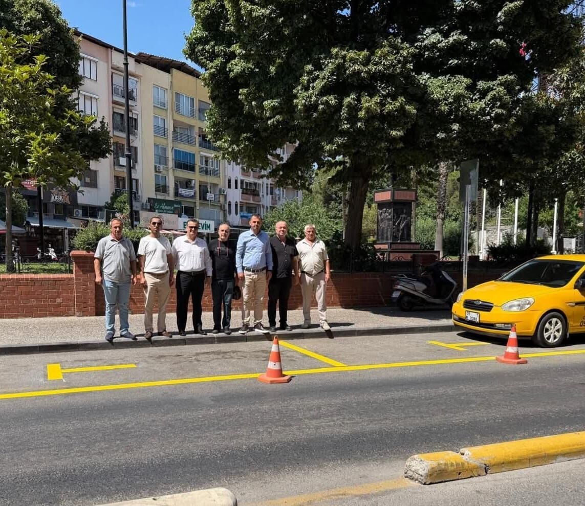 Nazilli Istasyon Taksi Duragina Soforler Mutlu Buyuksehir Ek 679405 506C68