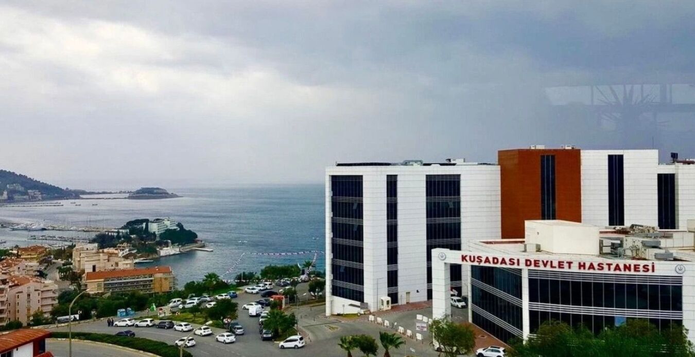 Kuşadası'nda otelde zehirlenme iddialarına yönetimden açıklama