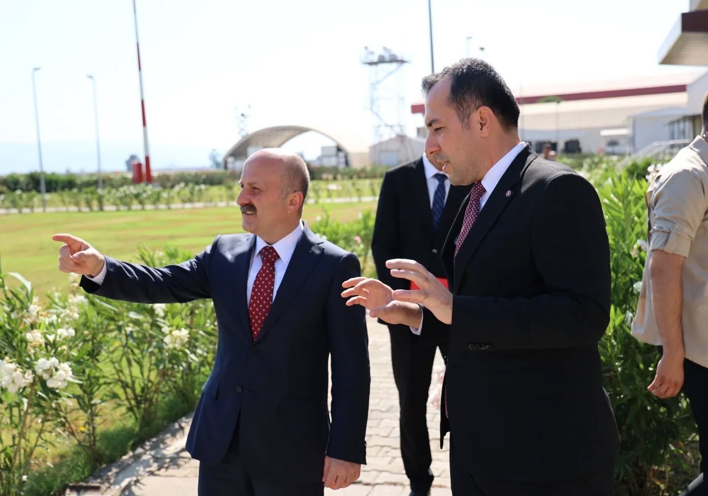 Vali Varoldan Thy Ucus Akademisine Ziyaret 677325 953E81