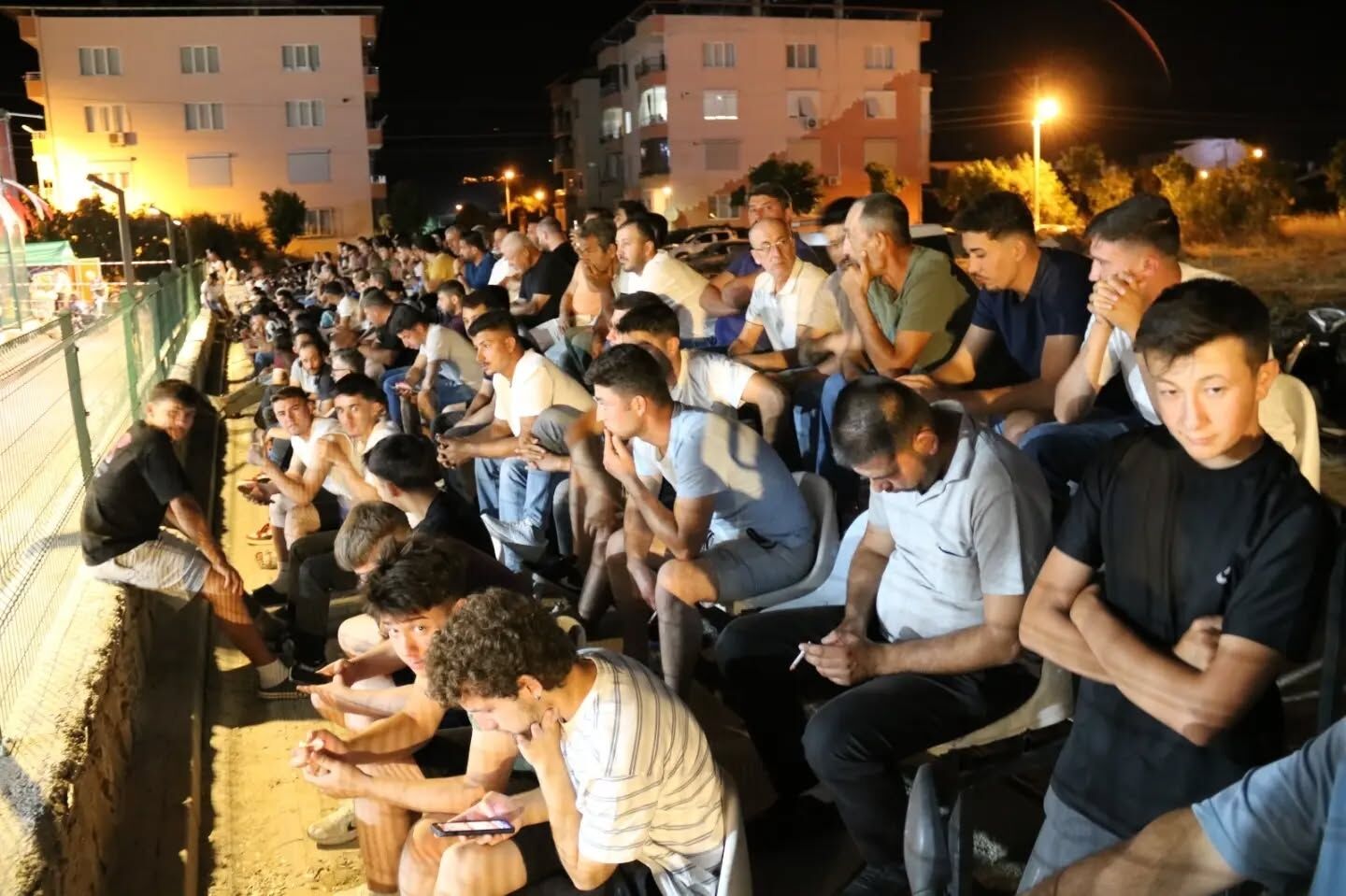 Yenipazarda Hali Saha Turnuvasi Coskusu 676252 80B3A1