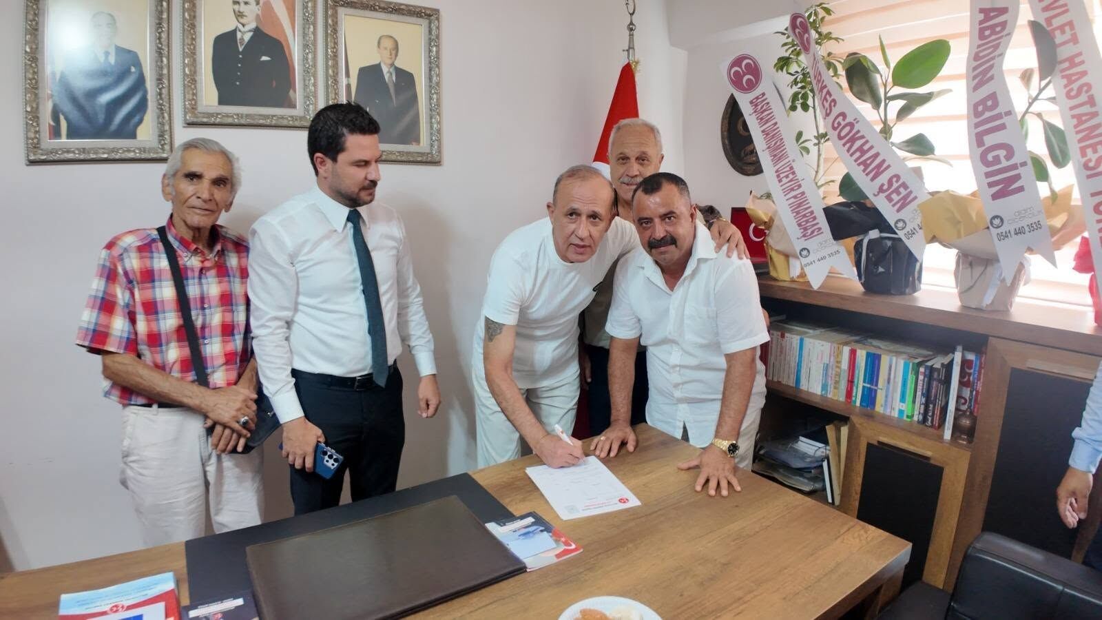 Abidin Bilginden Mhp Didim Ilce Teskilatina Anlamli Ziyaret 683853 9010B1