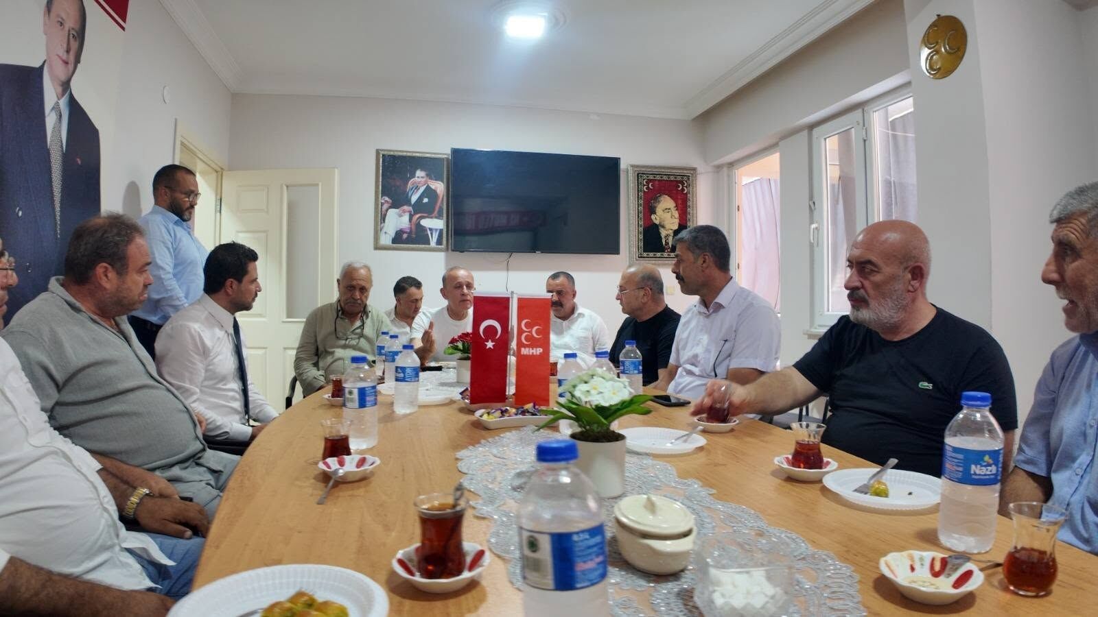 Abidin Bilginden Mhp Didim Ilce Teskilatina Anlamli Ziyaret 683853 Adfd18