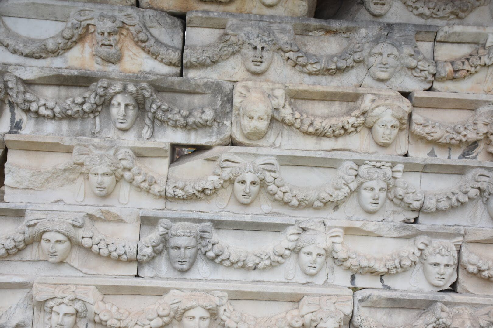 Afrodisias Unlu Yazar Ahmet Umite Ilham Kaynagi Oldu Yazma F 686320 11Bcdc