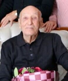 Aydinin En Yasli Ogretmeniydi Aci Haberi Sokeyi Yasa Bogdu 1