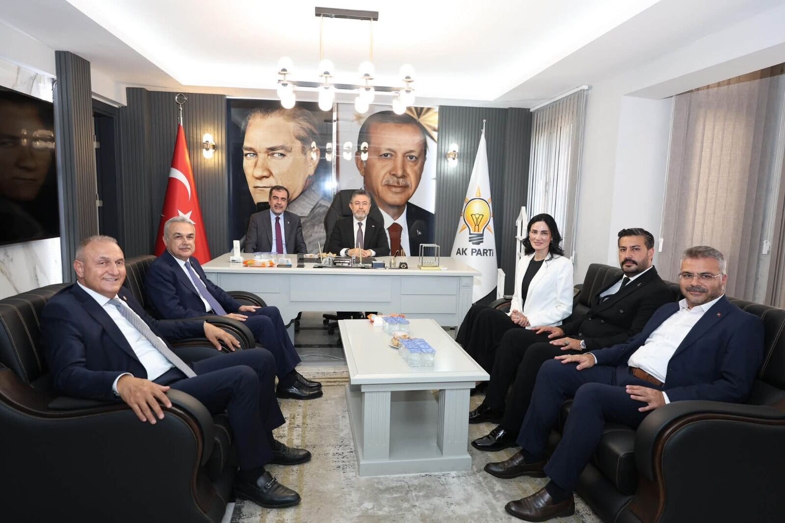 Bakan Yumakli Aydinda 190 Milyar Liralik Yatirim Yapildi 689195 90C747