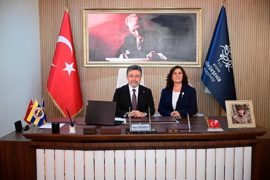 Bakan Yumakli Cercioglu Ile Bir Araya Geldi 689152 8640D4