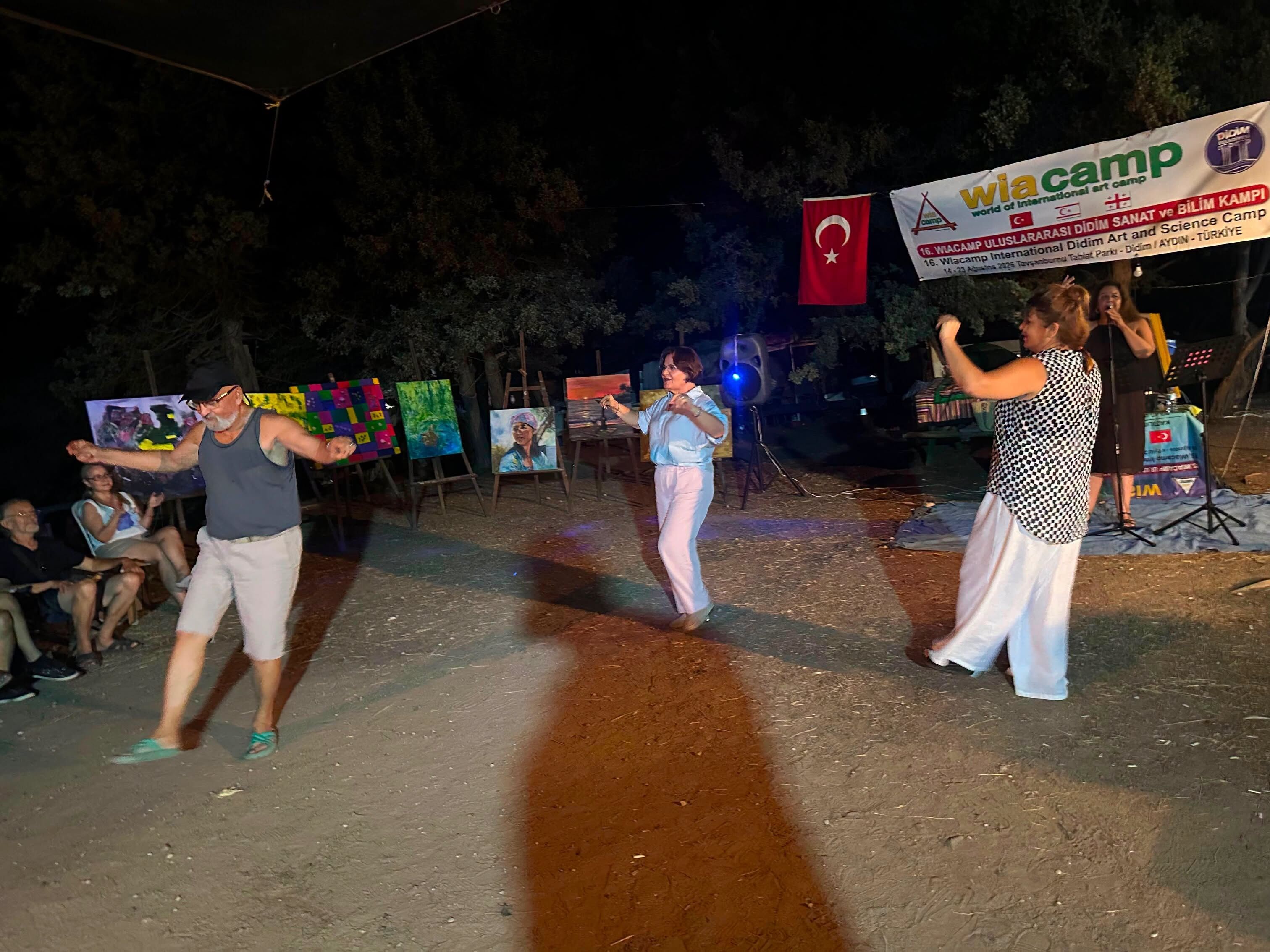 Baskan Gencay Uluslararasi Sanat Ve Bilim Kampina Ziyaret 687419 151F32