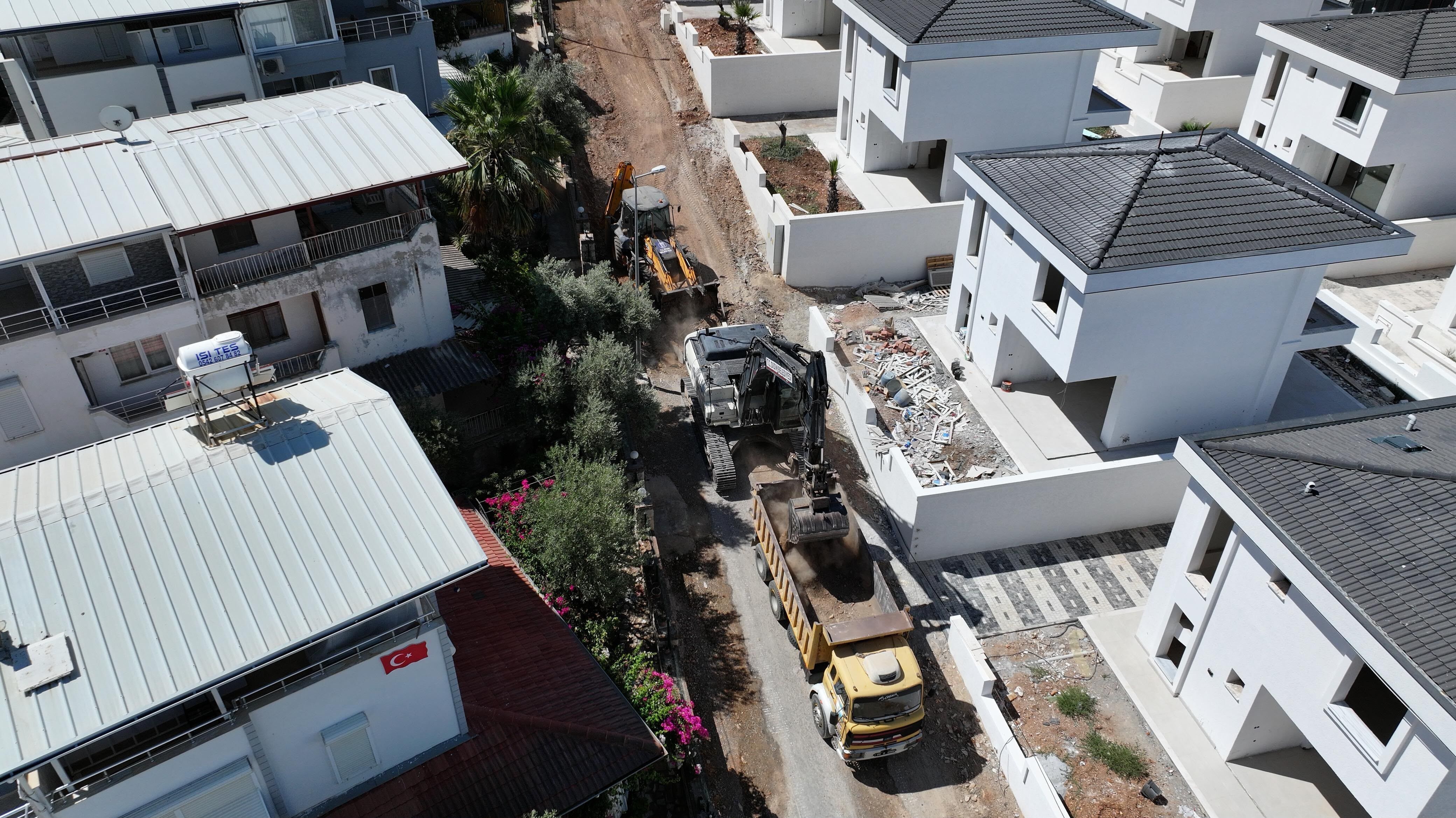 Didim Belediyesi Akbukte Yol Yapim Calismalarini Genisletiyo 684532 2E7C95