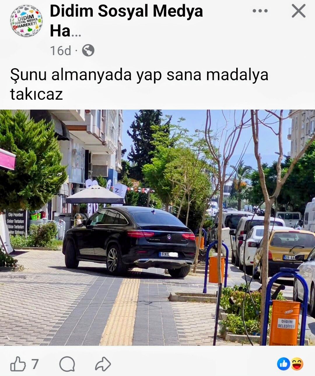 Didimde Yabanci Plakali Arac Yaya Kaldirimini Isgal Etti Vat 685006 Dc287B