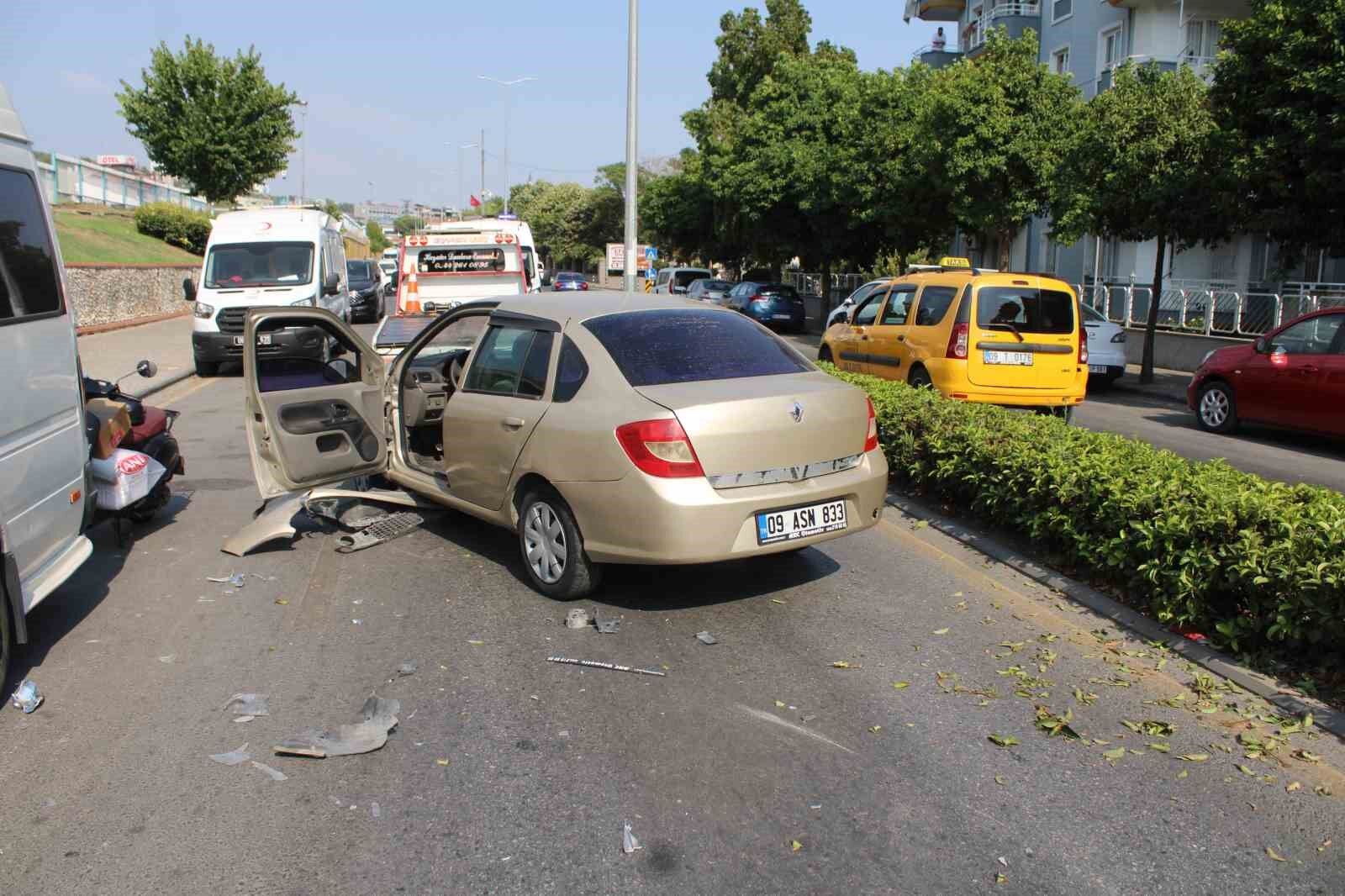 Direksiyon Hakimiyetini Kaybetti Karsi Seritteki Otomobile Carpti 1786199104078 803782