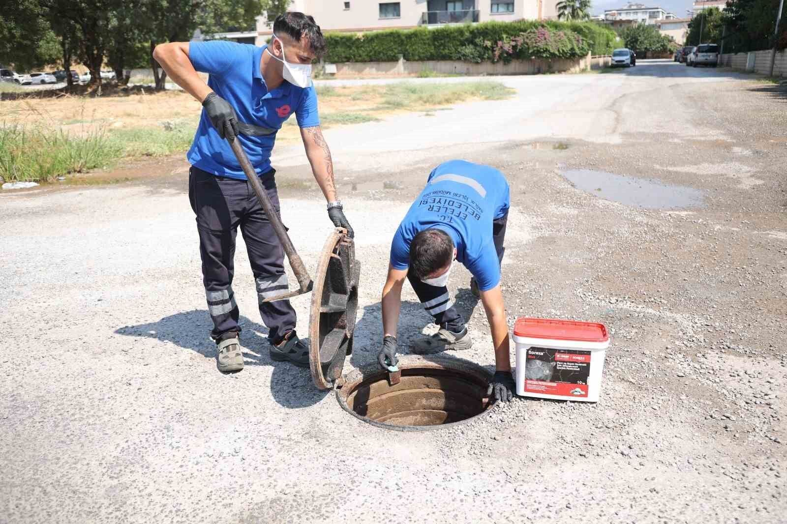 Efeler De Halk Sagligi Icin Ilaclama Calismalari Araliksiz Suruyor 1785933913681 797455