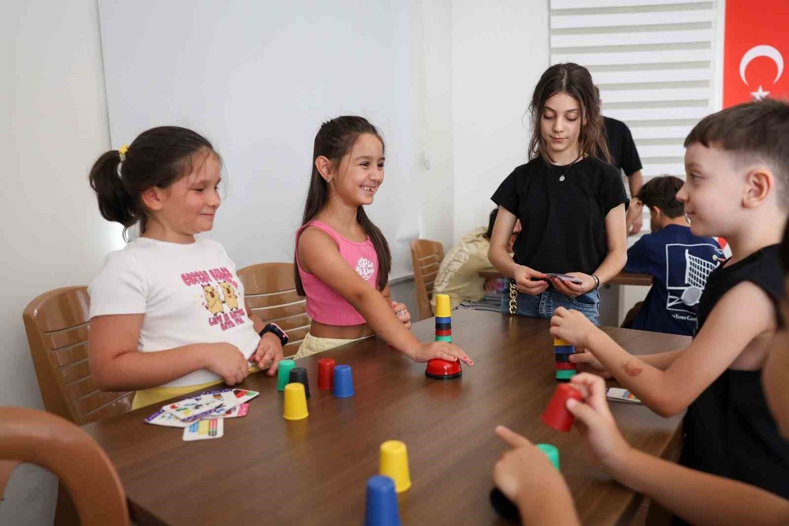 Efeler In Cocuklari Akil Oyunlariyla Gelecege Hazirlaniyor 1786428905109 502521