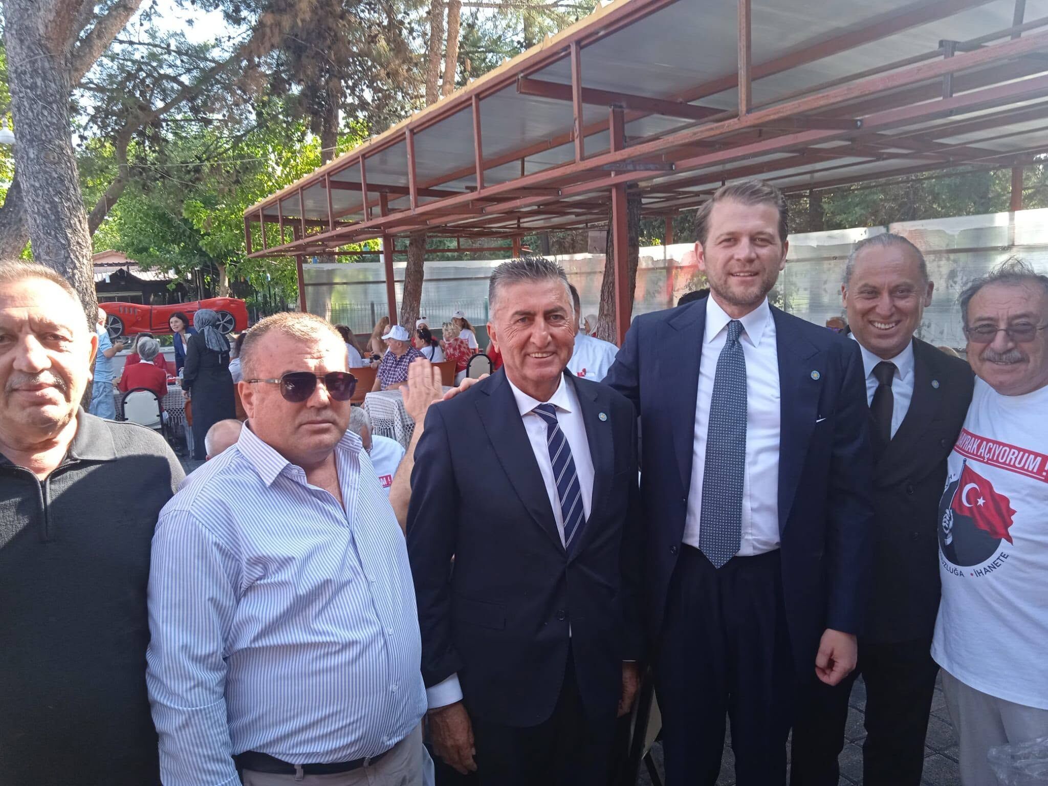 Erturkten Iyi Partide Ust Duzey Temas Ben De Varim Mesaji 686370 Aa3A86