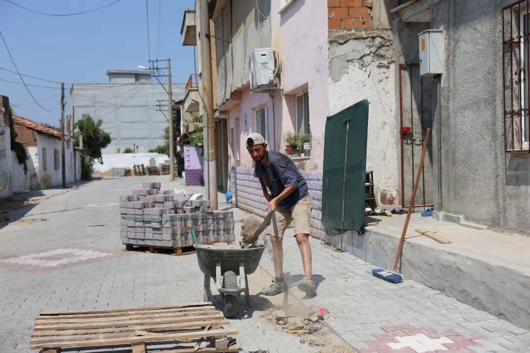 I Ncirliova Da 3 Sokakta Yol Yenileme Calismalari Suruyor 1786435503990 741170