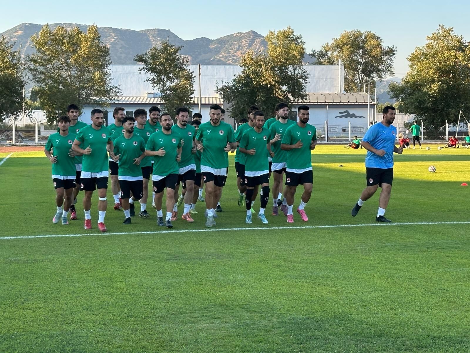 Incirliova Belediyespor Top Basi Yapti Hedef 3 Lig 686638 93D08C