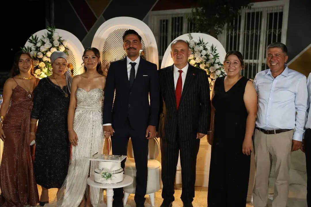 Incirliovali Baskan Kocarlida Nisan Kurdelesini Kesti 688880 E7E640