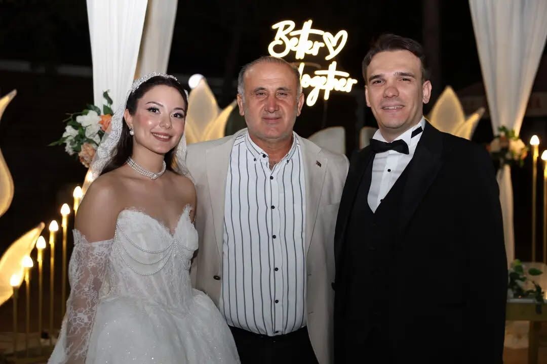 Incirliovanin Sevilen Muhtarinin Oglu Evlendi 687448 051Fa3