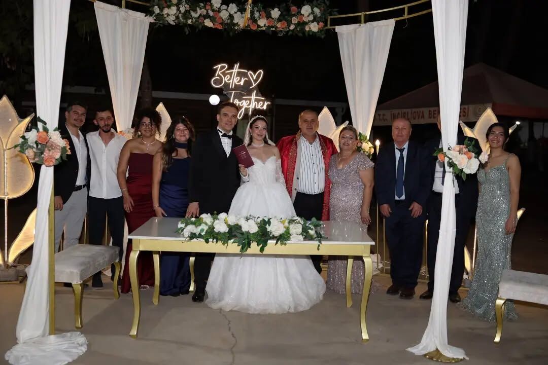 Incirliovanin Sevilen Muhtarinin Oglu Evlendi 687448 200Bba