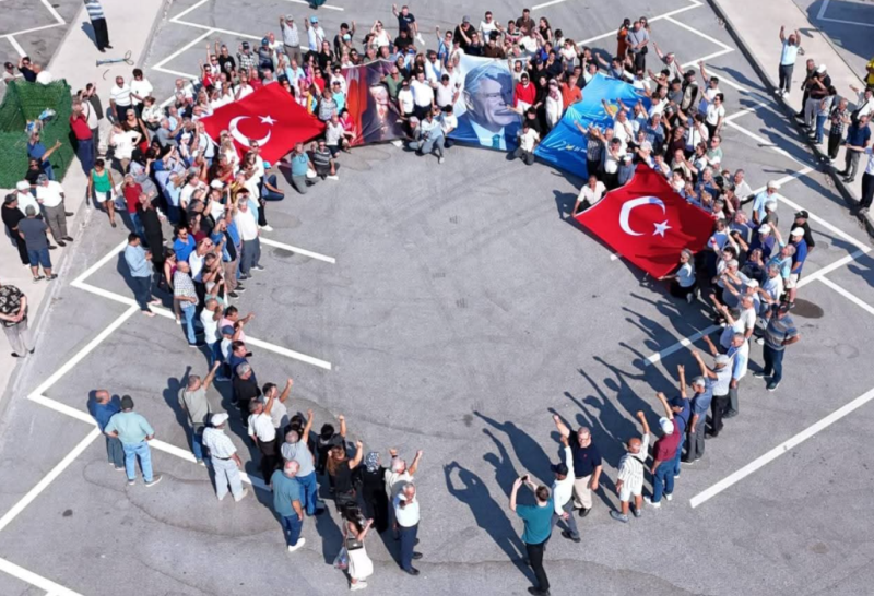 Iyi Parti Aydindan Ihanete Bayrak Aciyoruz Mitingine Guclu K 686217 C2D0D1