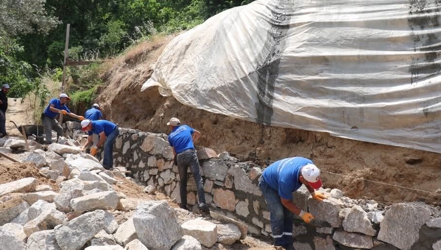 Karabaglar Mahallesi Nde Tas Duvar Calismasi Tamamlandi 1785824408558 815167