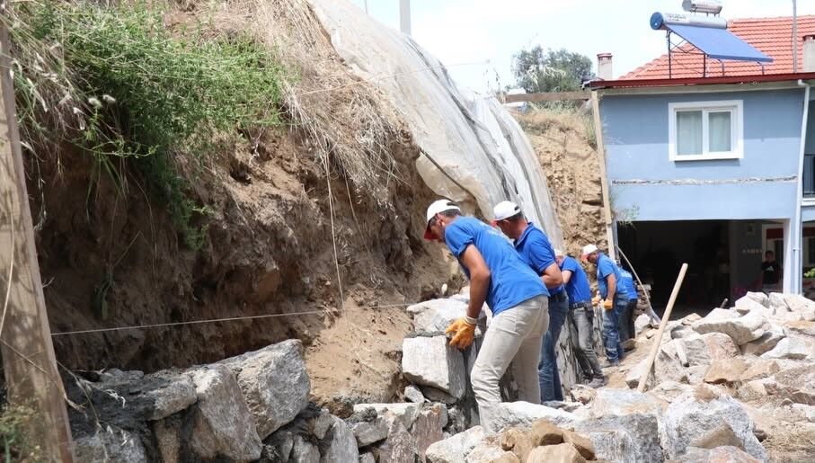 Karabaglar Mahallesi Nde Tas Duvar Calismasi Tamamlandi 1785824408898 547673