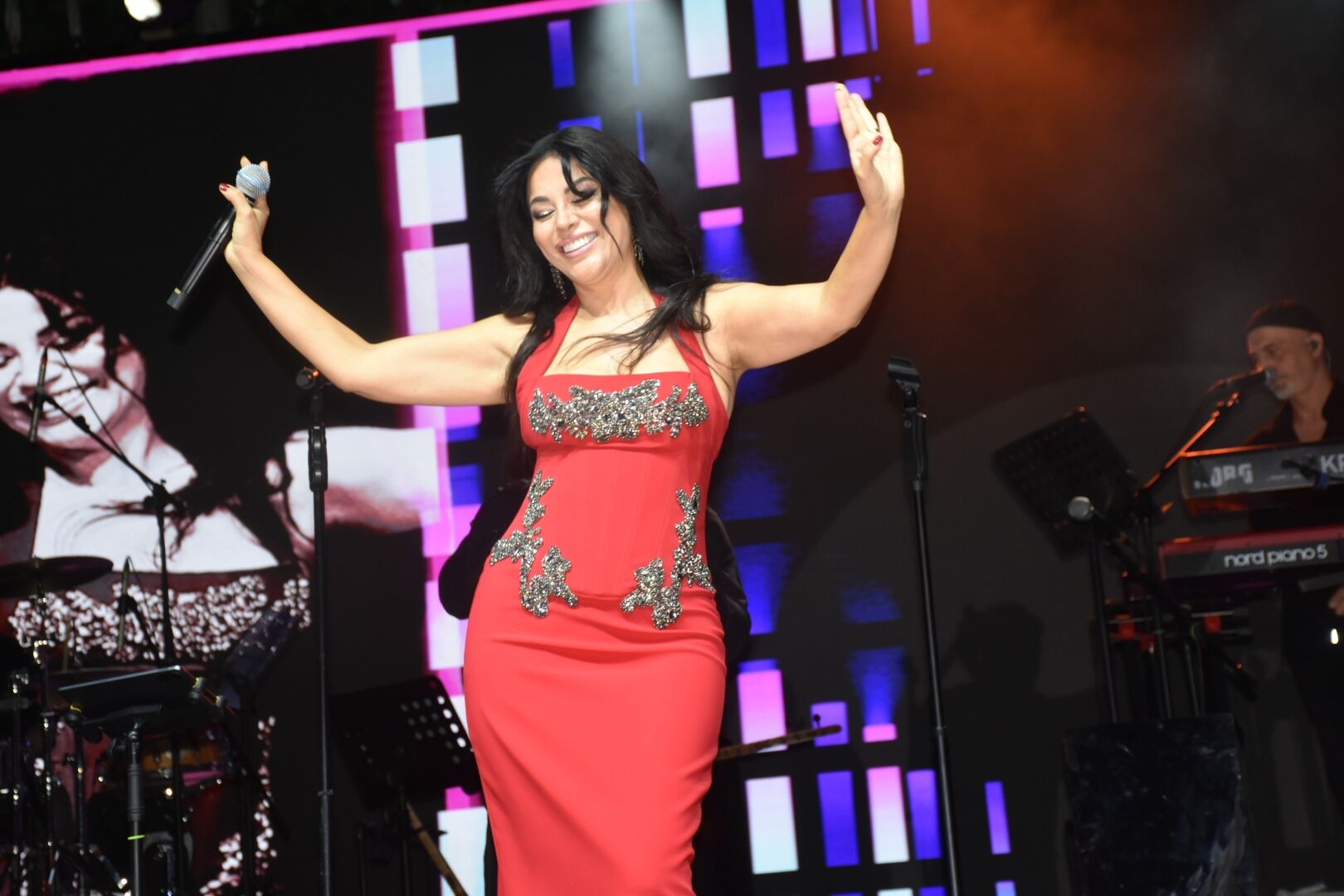 Karacasuda Zara Ile Muhtesem Kapanis Festival Coskuyla Sona 689019 B70337