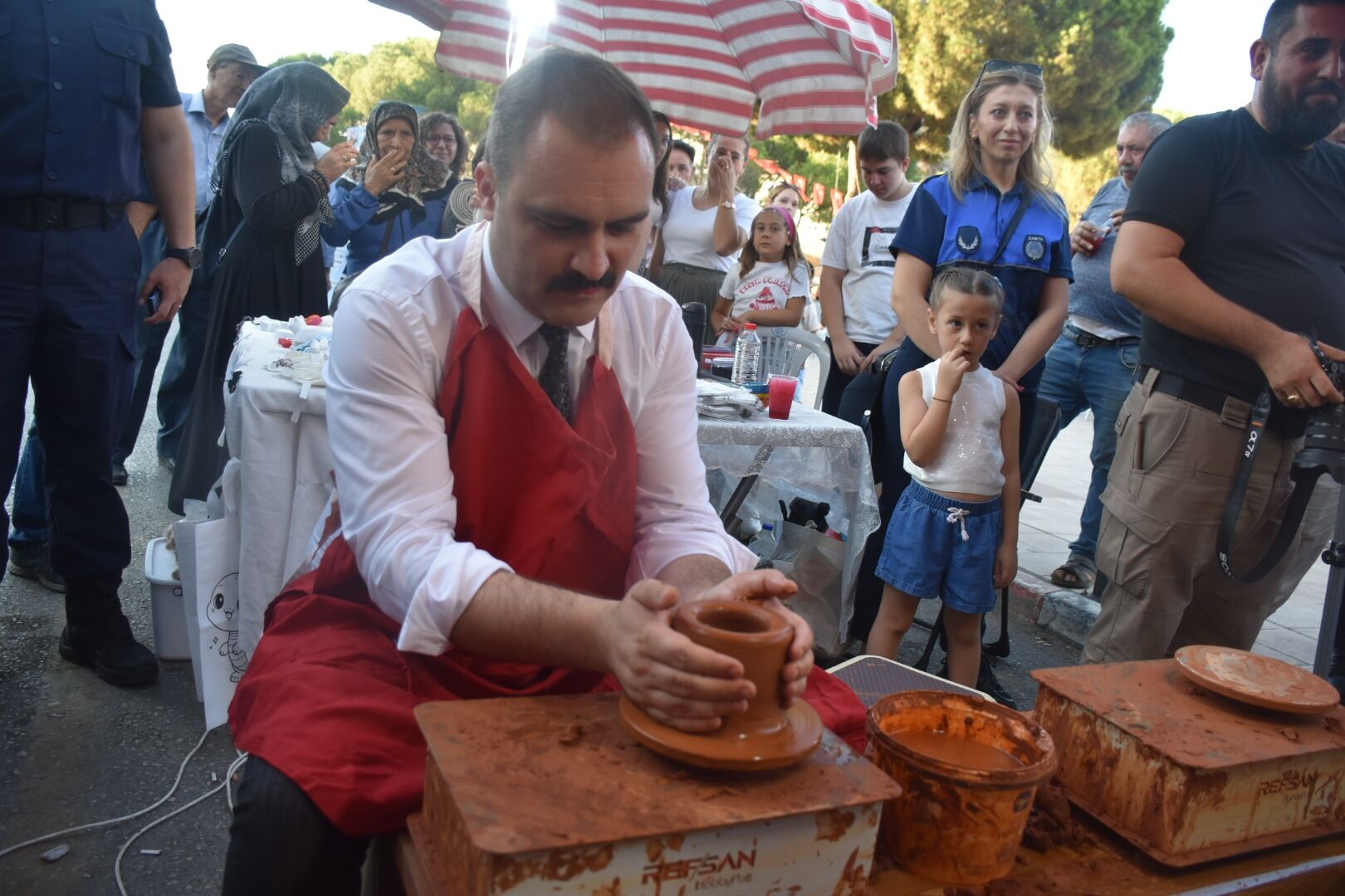 Karacasudaki Festivalde Keyifli Anlar Kaymakam Milletvekili 688676 A3D4C3
