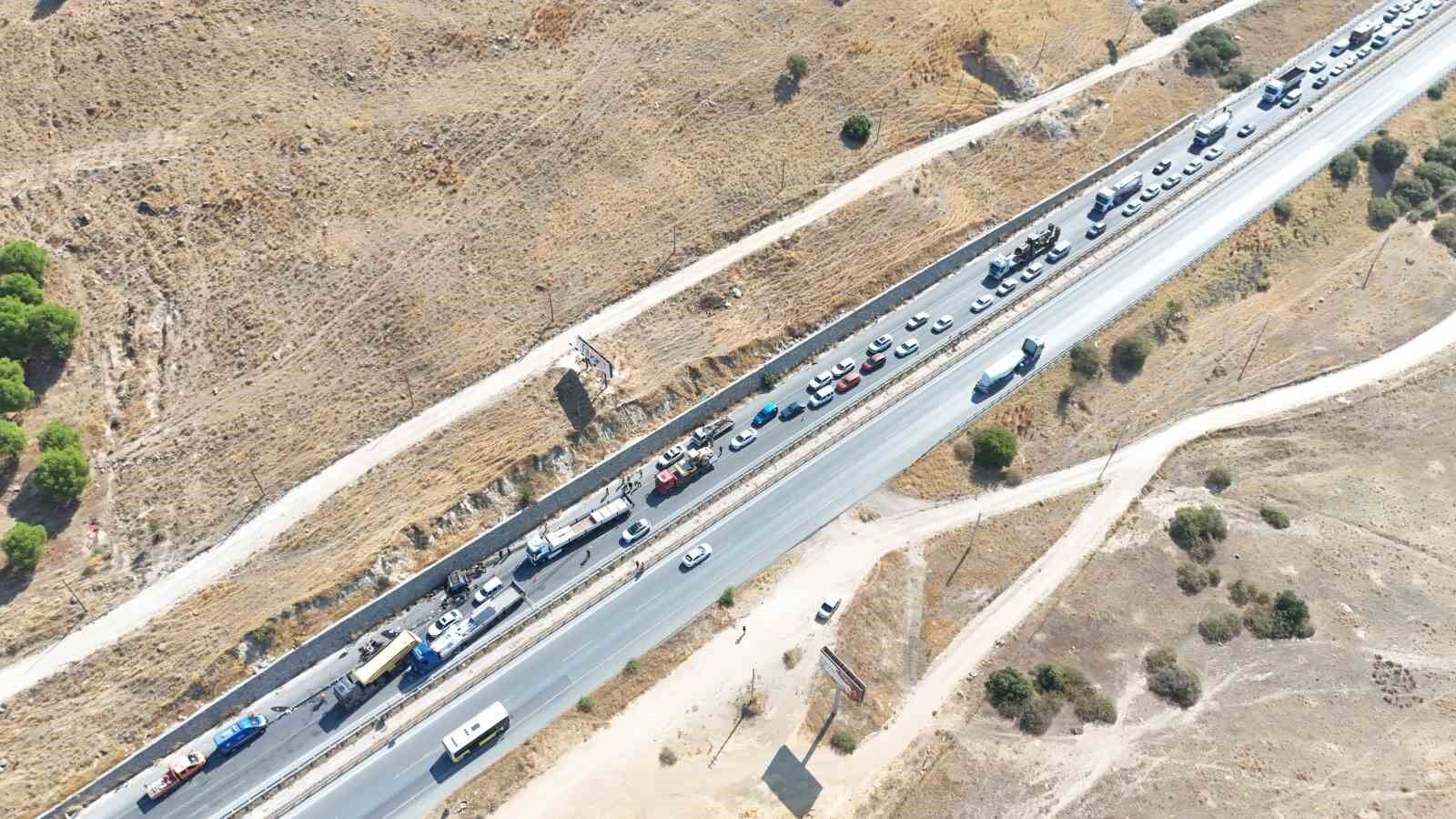 Kazalar Sonrasi Aydin Mugla Karayolu Kilitlendi Arac Kuyrugu 5 Kilometreye Ulasti 1787311804395 565268