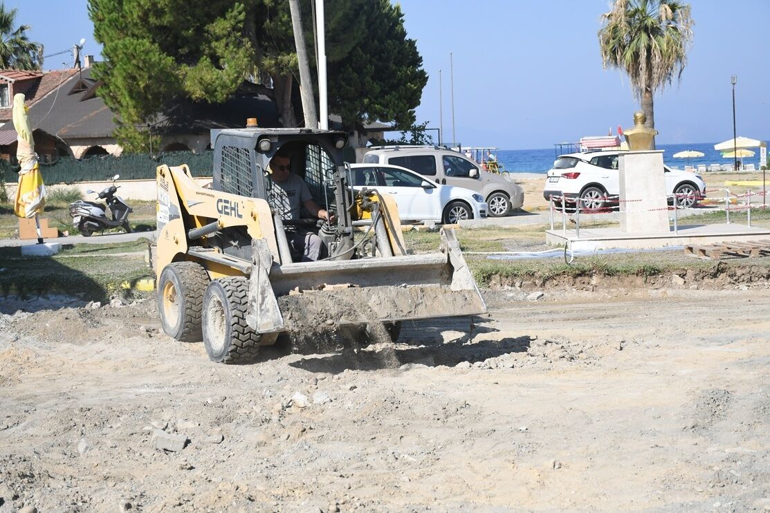 Kusadasi Belediyesinde Yeni Rota Karaova 687993 7Abadb