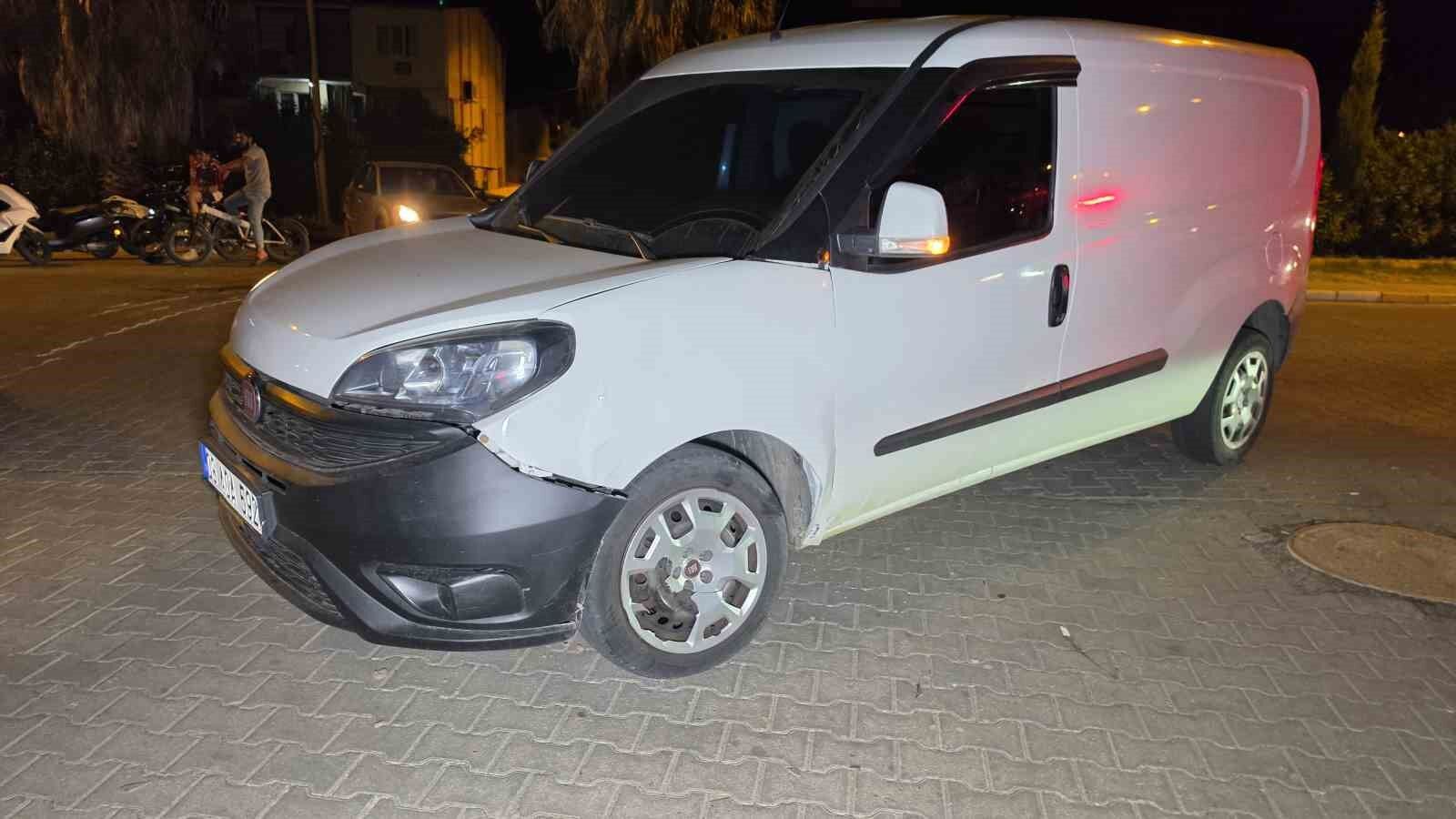 Nazilli De Zincirleme Kaza 4 Aracin Karistigi Kazada 2 Kisi Yaralandi 1787206508585 454113