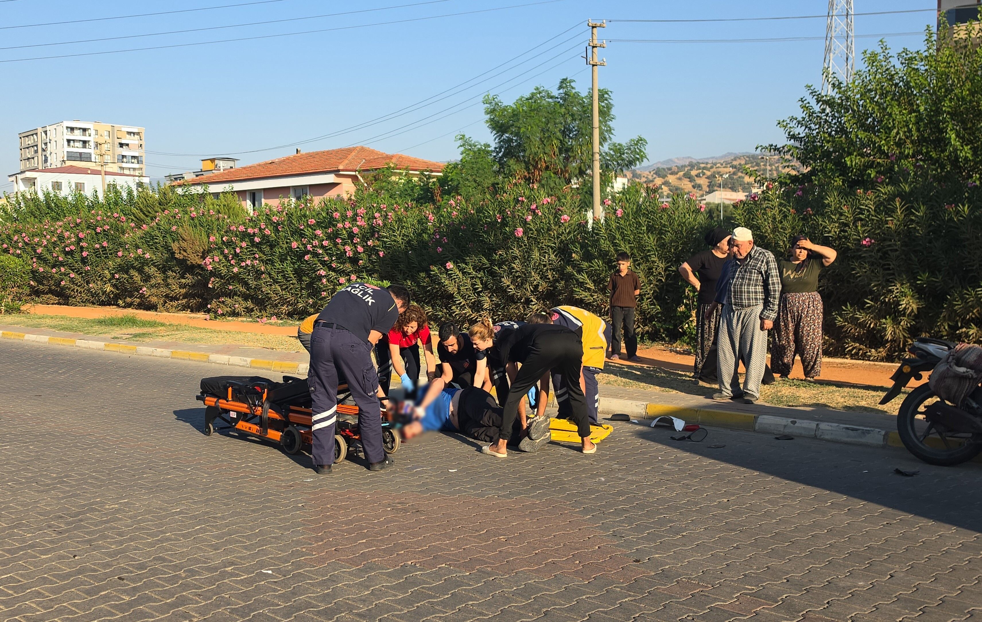 Nazillide Motosikletler Carpisti 2 Agir Yarali 688082 E01A35