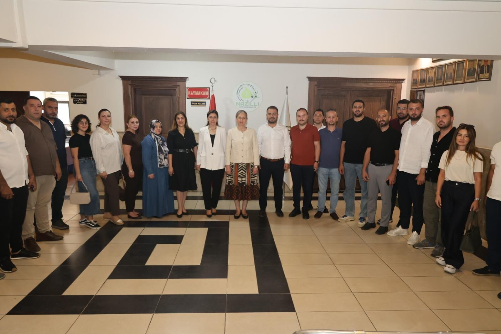Nazillinin Gelecegi Ele Alindi Ak Partiden Kaymakan Kana Ziy 688110 A28Fa1