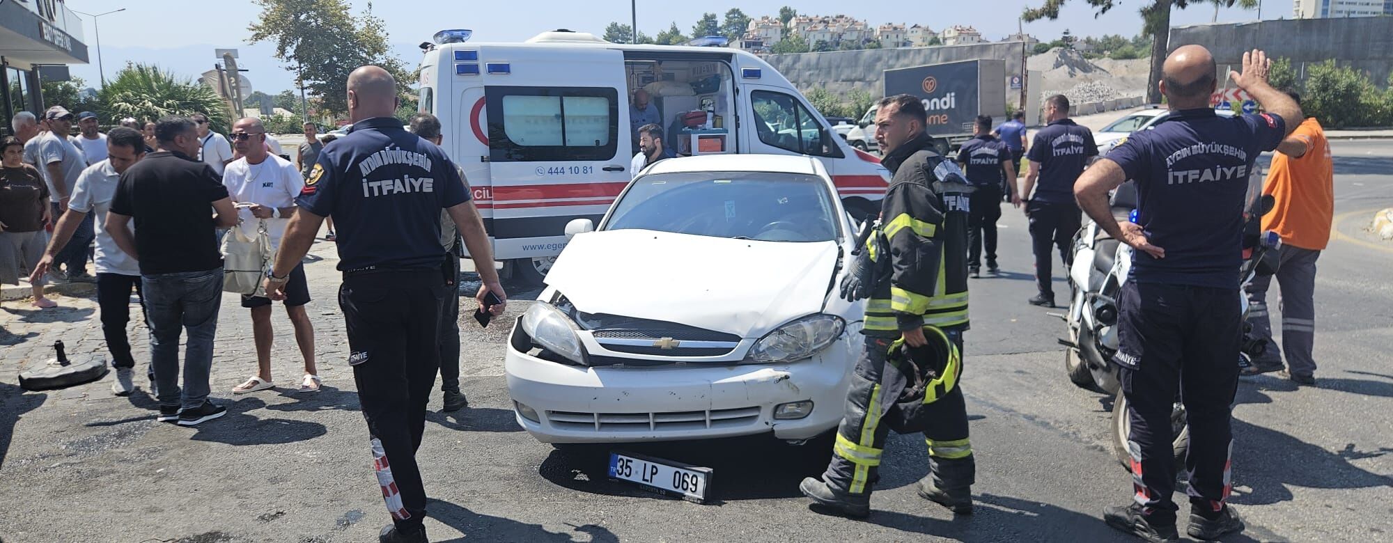 Takla Atan Aracta Zamana Karsi Yaris 685235 Ed39Df