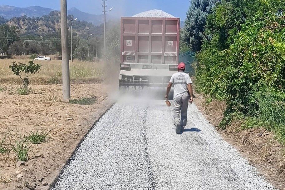 Umurlu Da Asfaltlama Calismalari Devam Ediyor 1787572504763 378430