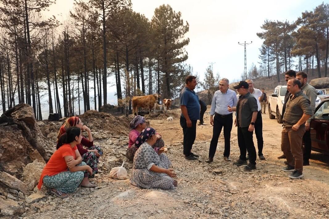Vali Varoldan Yanginzedelere Moral Destegi 683110 32D38E